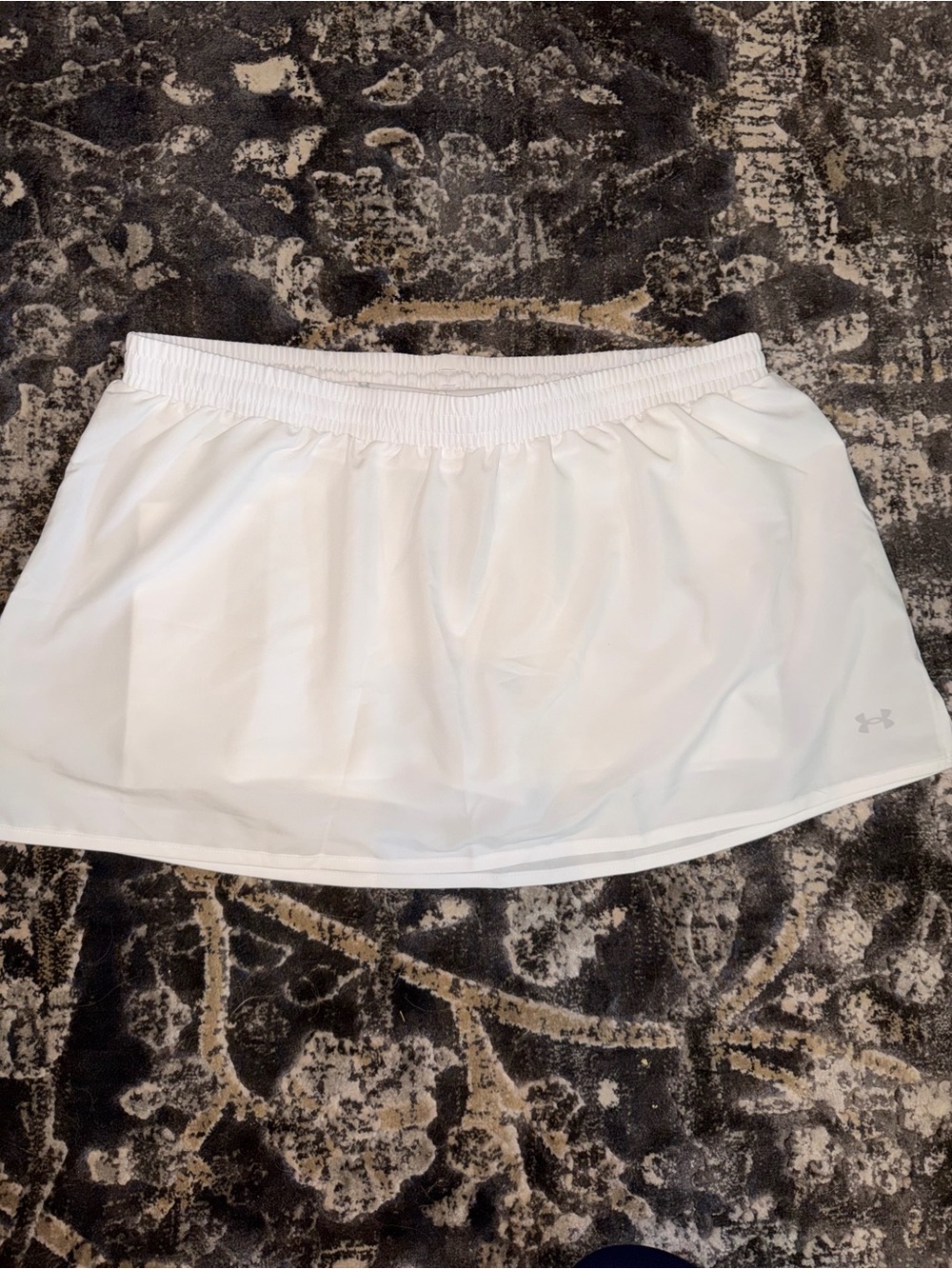 Under Armour White Athletic Skort size XL NWT